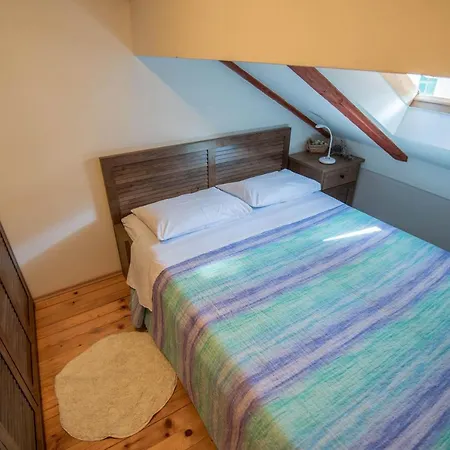 Jany Apartment *